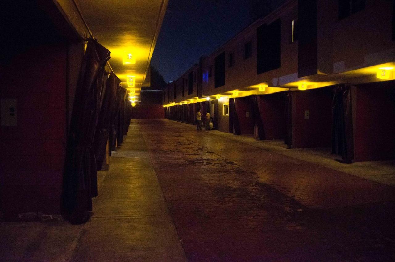Motel Encuentro ติฮัวนา ภายนอก รูปภาพ